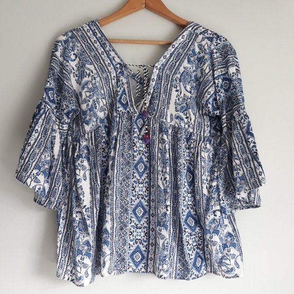 Altar'd State Tops - Altar'd State Blue Boho Bell Sleeves Blouse Sz S